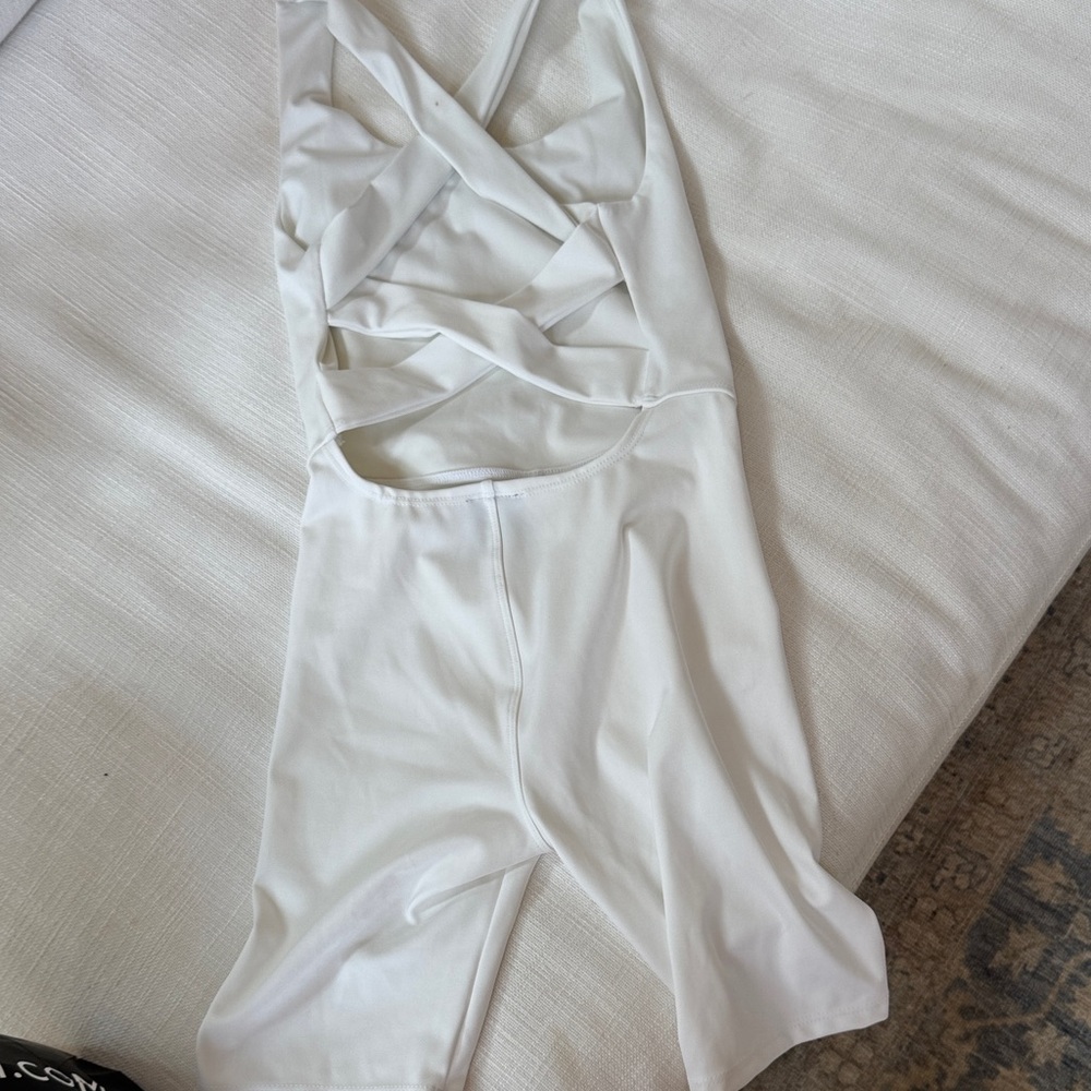 Chic White Women's Jumpsuit